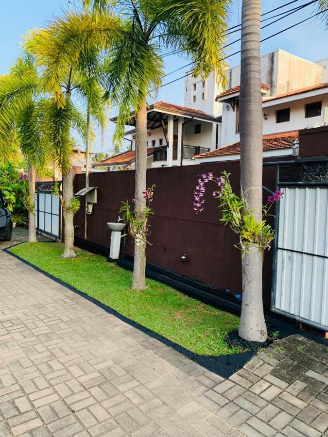 Sunrise Palace Negombo Exterior photo